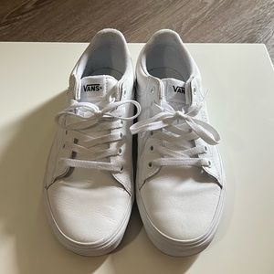 Women's Vans Seldan Leather Skate Shoes size 8.5 (Medium)